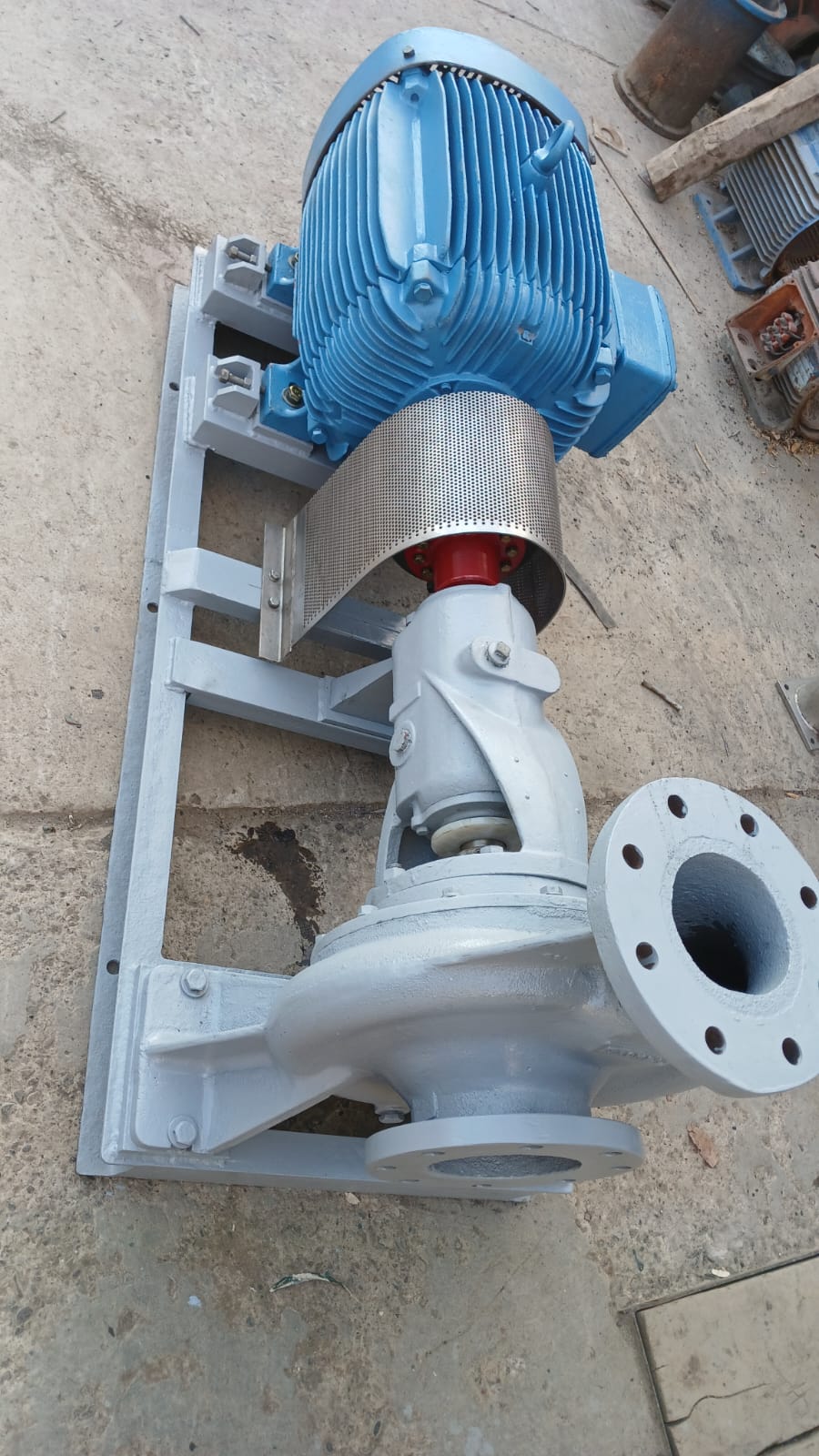 Bomba centrífuga con motor eléctrico industrial